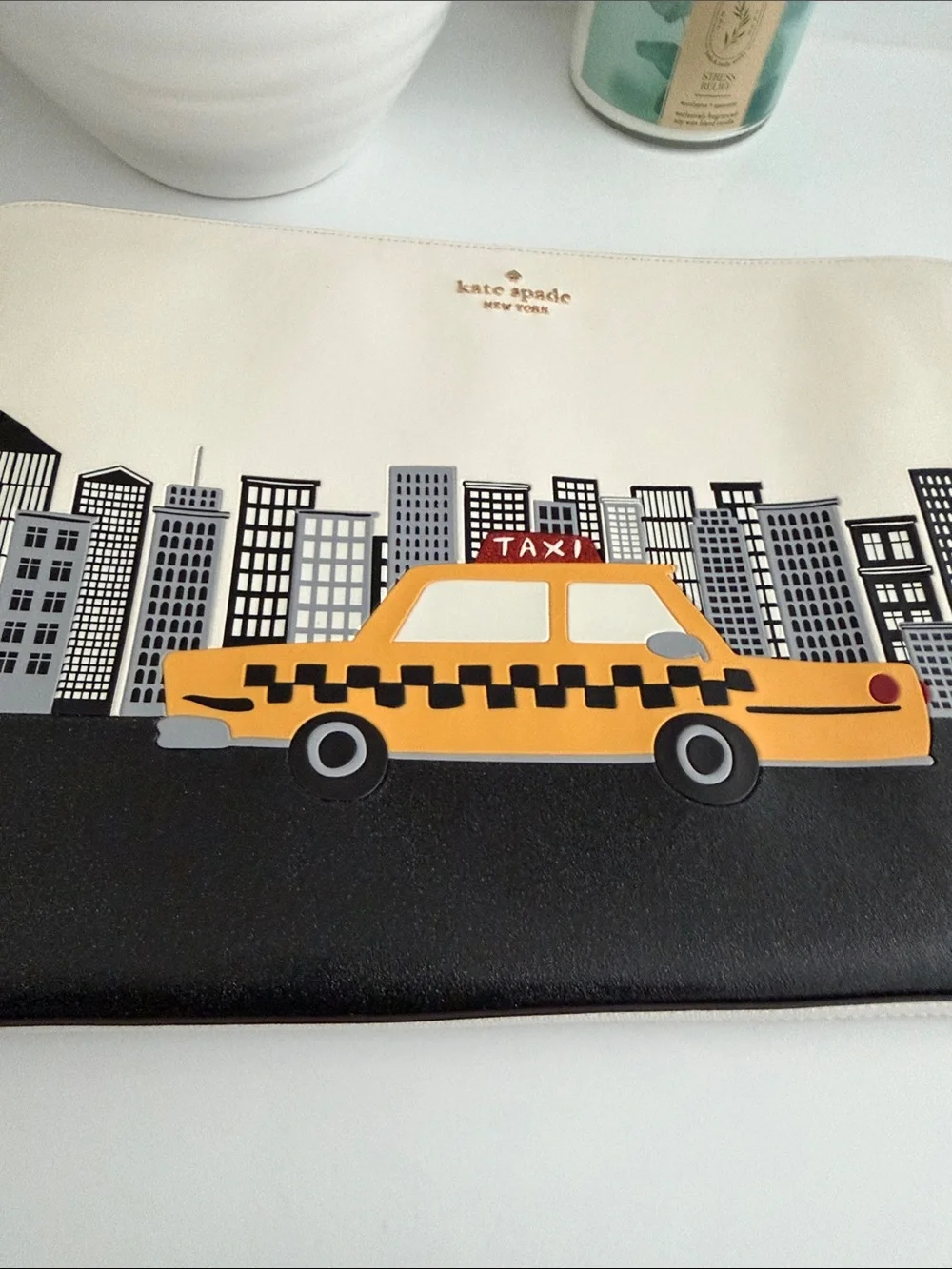 kate spade Cream, Black & Yellow Taxi Cityscape Laptop Sleeve